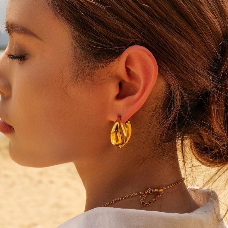 Gold-Plated Stainless Steel Water Drop Earrings with Vintage O-Shaped Pendant