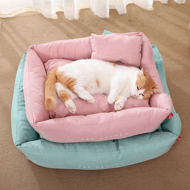 All-Season Cozy Cat and Dog Bed