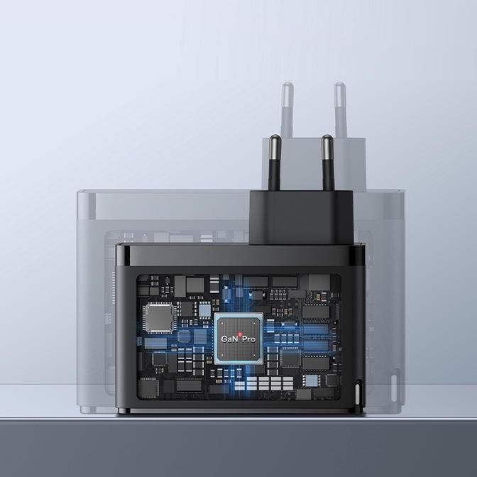 160W GaN Fast Charger: Triple-Port, High-Power USB-C & USB Travel Charger