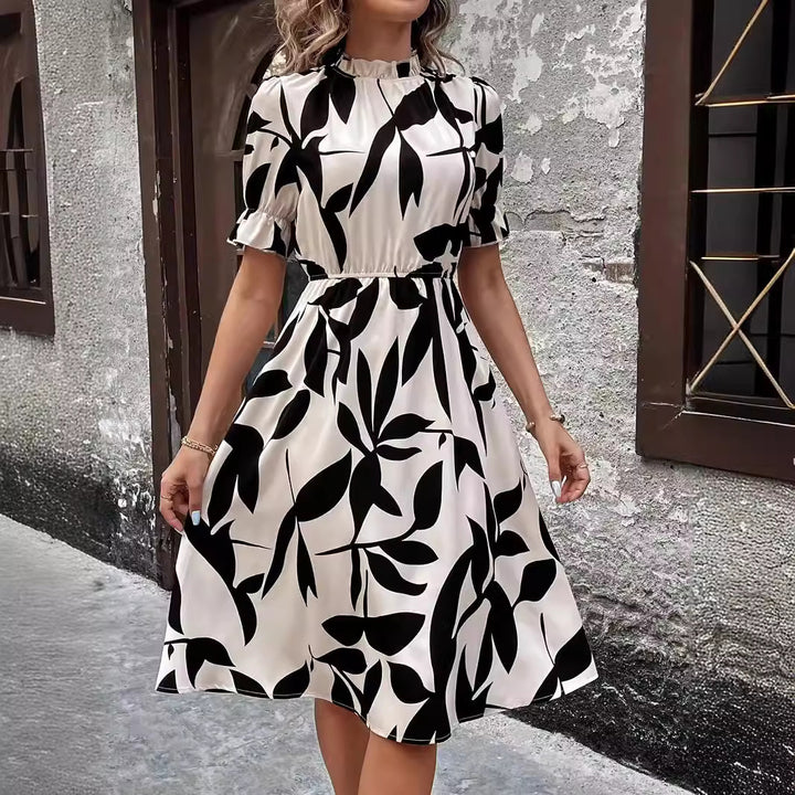 Short Sleeve Round Neck Ruffled Printed Girdle Dress