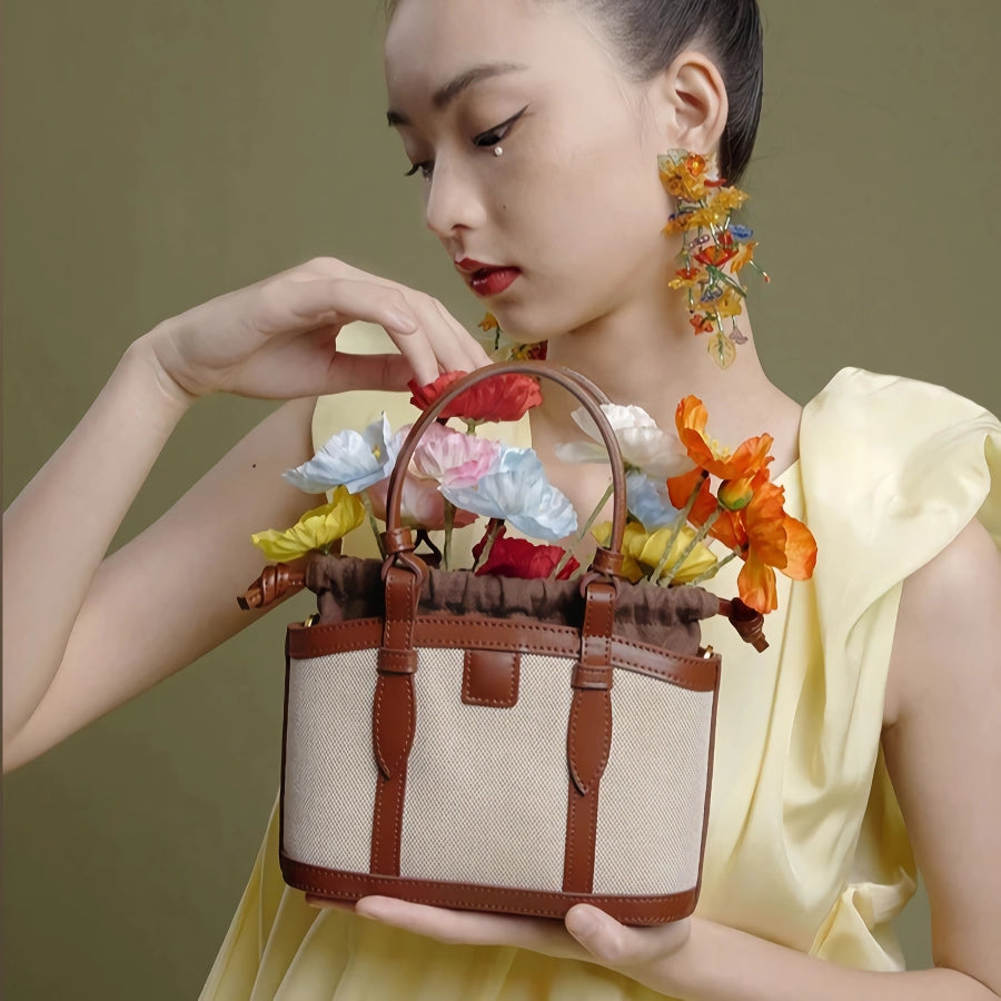 Luxurious Genuine Leather Women's Messenger Shoulder Bag