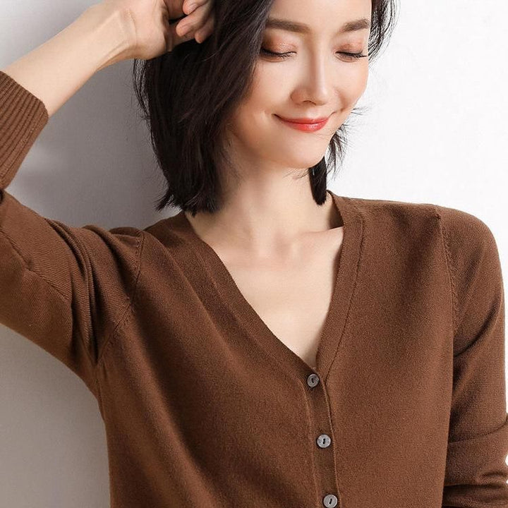 Chic V-Neck Single Breasted Cardigan