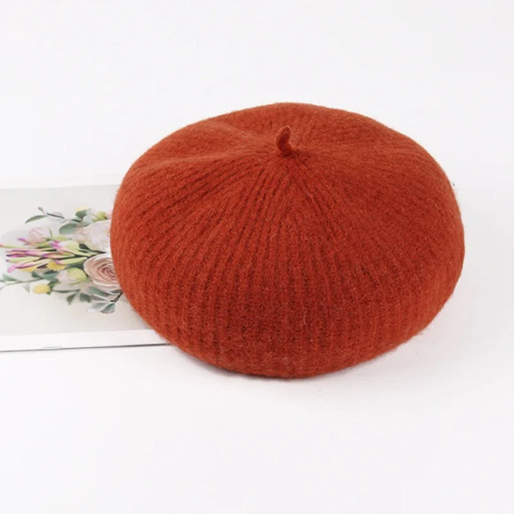 Women's 100% Wool Beret – Classic Warmth for All Seasons