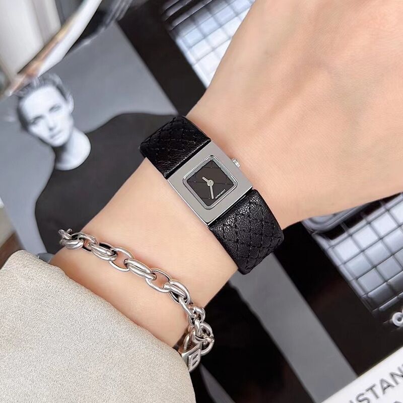 Square Retro Design Fashion Women's Leather Watch