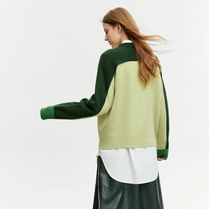 Loose Woolen Sweater with Contrast Stitching