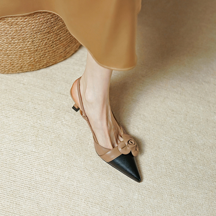 Chic Pointed Toe Flower Sandals