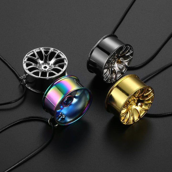 Stylish Metal Wheel Hub Pendant for Car Rearview Mirror Decoration