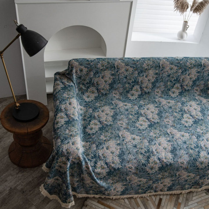 American Style Blue Flower Jacquard Sofa Slipcover