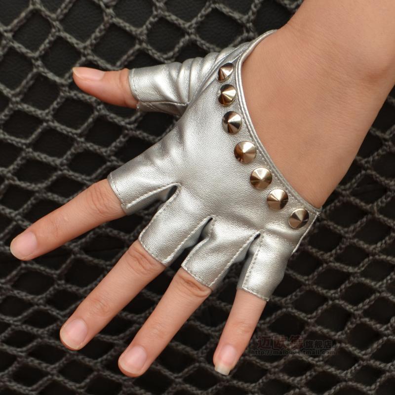 Punk Street Dance Studded Half Finger And Half Palm Performance