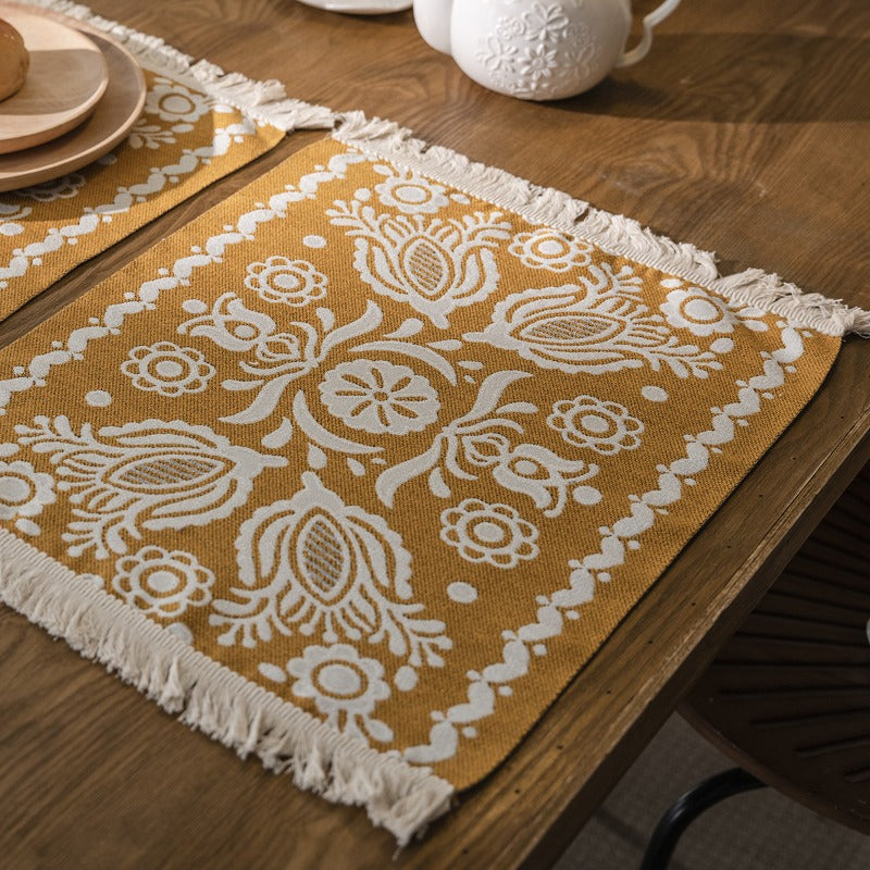 Jacquard Contrasting Color Table Runner