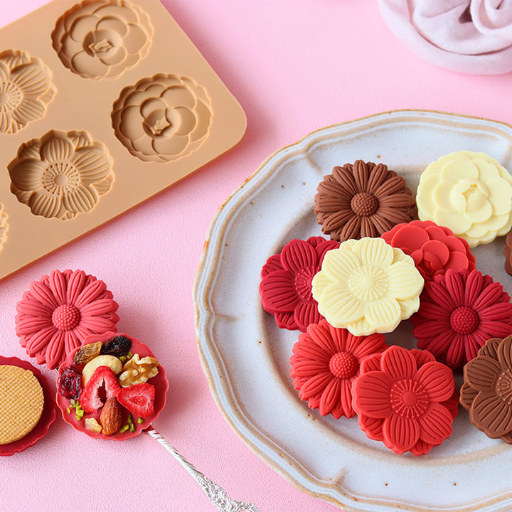 Cute Chocolate Three-flower Silicone Mold