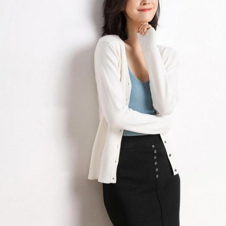 Chic V-Neck Single Breasted Cardigan