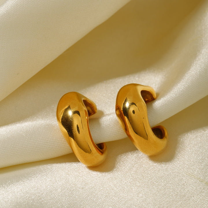 18K Gold Plated Stainless Steel Irregular Smooth Ear Clip