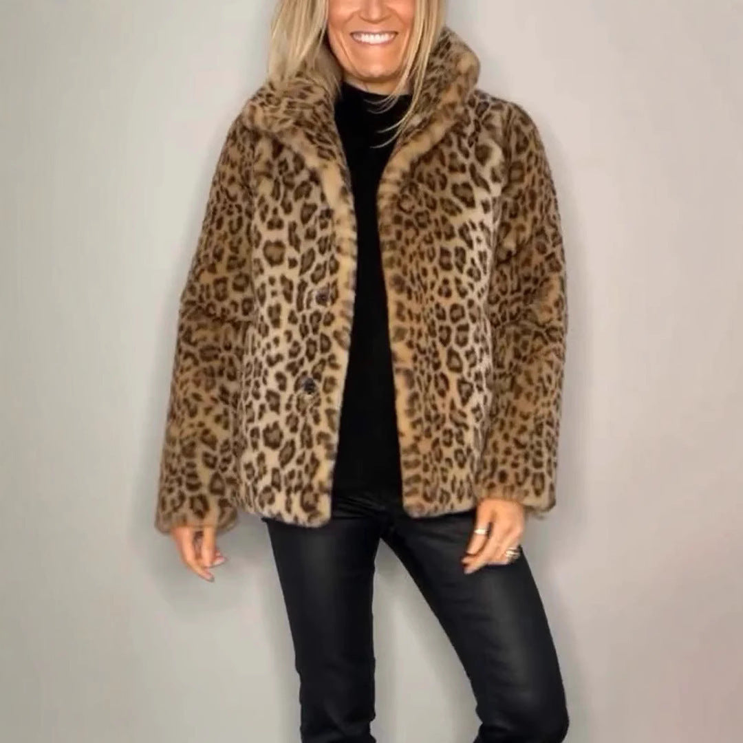 Winter New Women's Fashionable Leopard Print Lapel Faux Leather Woolen Top