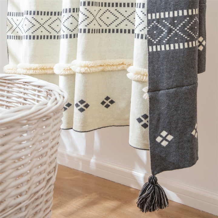 Cotton Tufted Throw Blanket with Tassels