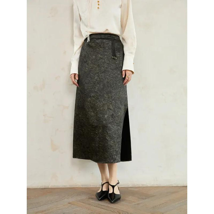 Elegant Chinese Style Autumn A-Line Skirt with Waist Decoration and Side Split