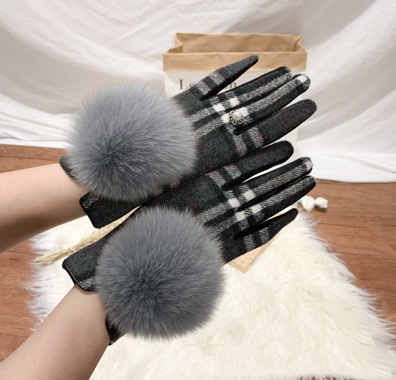 Oversized Fox Fur Ball Day Single Symmetrical Plaid Wool And Cashmere Finger Gloves