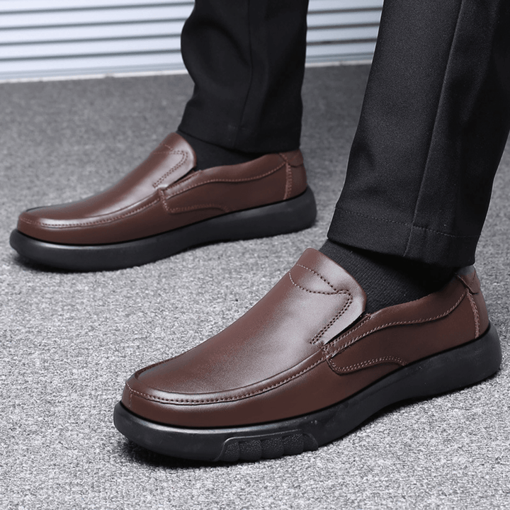Men Genuine Leather Pure Color Soft Non Slip Casual Flats - MRSLM