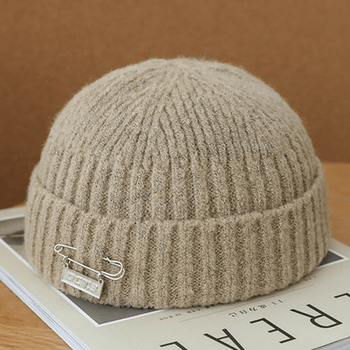 Unisex Acrylic Pin Letter Decorative Knitted Cap Autumn Winter Warmth Dome All-Match Brimless Beanie Landlord Cap Skull Cap - MRSLM