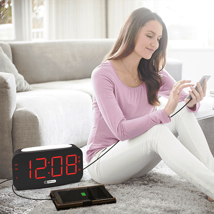 Multifunction Led Alarm Clock Vibrating Wakening Dual USB Charging Automatic Brightness Adjustable Digital Clock - MRSLM