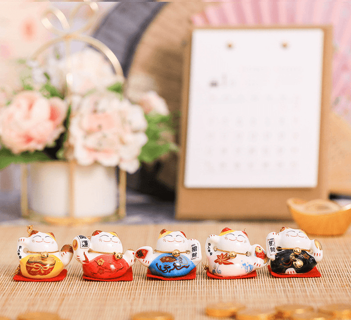 Small Lucky Cat Ceramic Car Interior Handicraft Ornaments - MRSLM