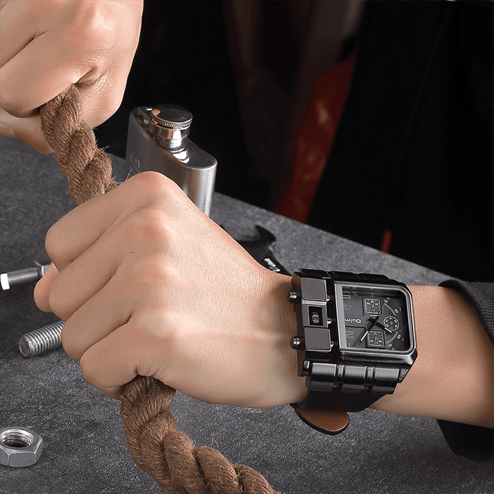 OULM 3364 Fashionable Creative Watch Square Dial Unique Design Leather Strap Quartz Watch - MRSLM