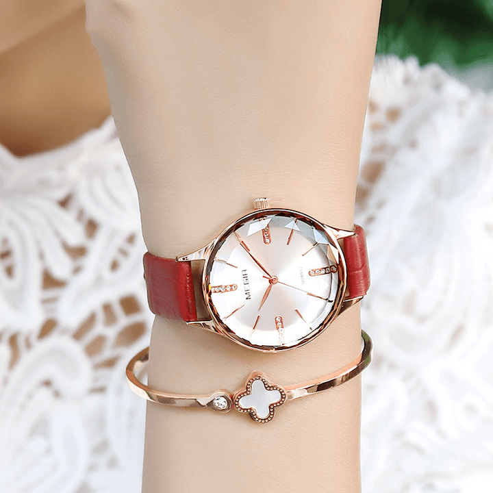 MEGIR 4213 Fashion Women Wristwatch Light Luxury Leather Strap Female Quartz Watch - MRSLM