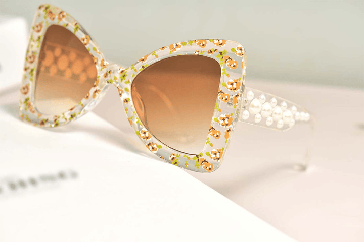 Plastic Butterfly Triangle Glasses Fashion Print - MRSLM