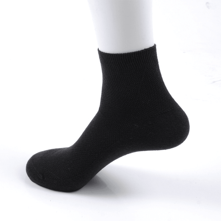 Mens Solid Color Cotton Mesh Breathable Business Casual Short Tube Socks - MRSLM