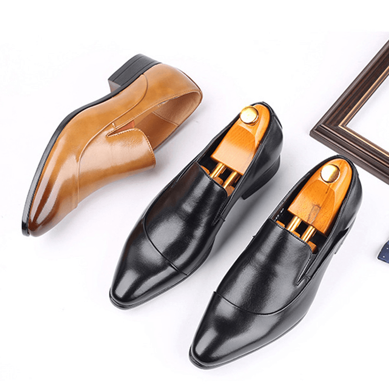 Men Soft Sole Pointy Toe Slip on Vintage England Style Casual Dress Shoes - MRSLM