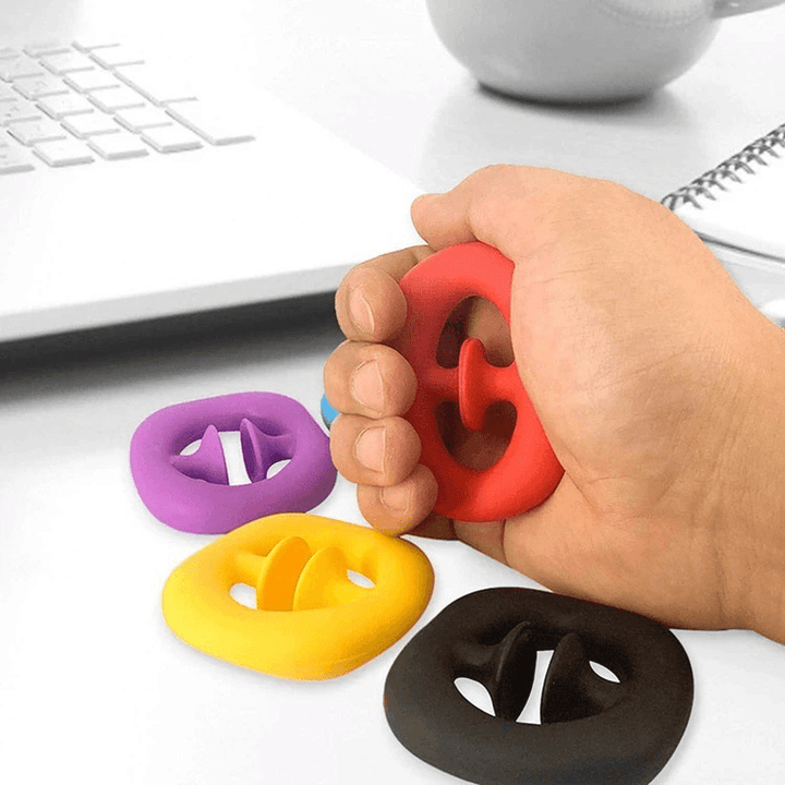 Silicone Sucker Gripper Elastic Finger Trainer Forearm Pull Push Gripping Ring Wrist Relaxation Strength Training Equipment - MRSLM