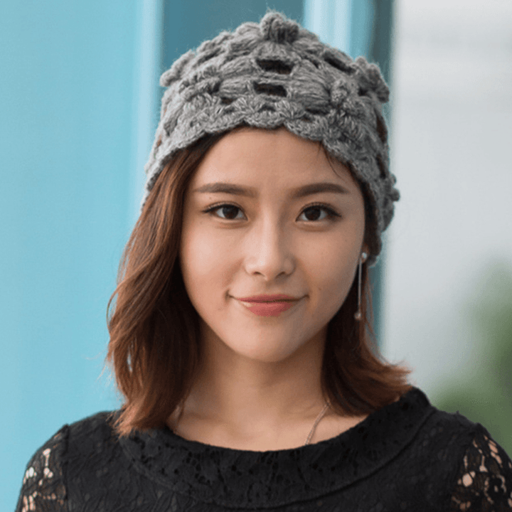 Womens Slouchy Hand-Woven Knit Beanie Hat - MRSLM