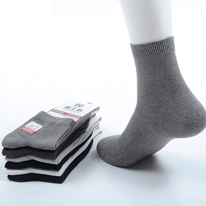 Mens Solid Color Cotton Mesh Breathable Business Casual Short Tube Socks - MRSLM