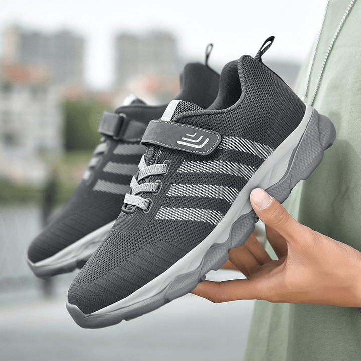 Men Kintted Fabric Striped Detail Casaul Comfy Non Slip Running Sneakers - MRSLM