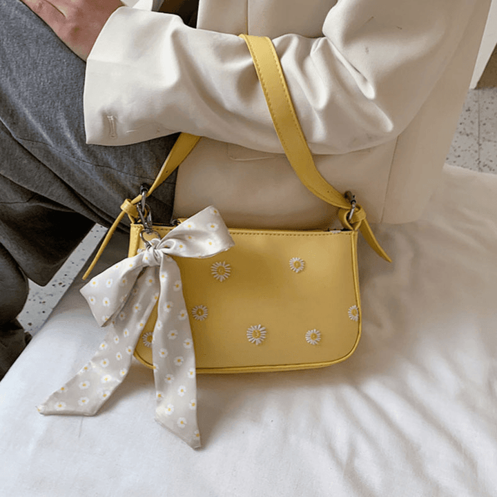 Women Dotted Daisy Printed Shoulder Bag - MRSLM