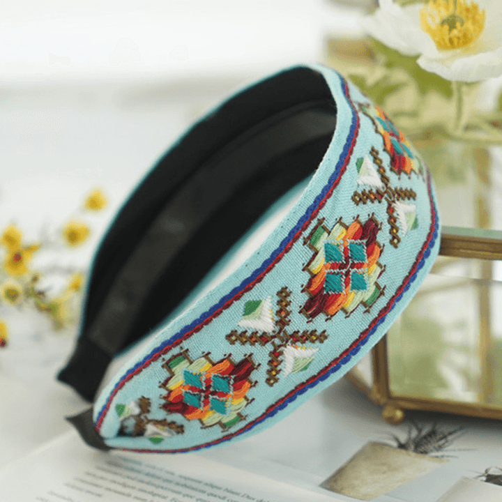 Fresh Bohemian Ethnic Style Hair Band Embroidered Cotton Wide Brimmed Hair Band Travel Home Leisure Hair Band - MRSLM