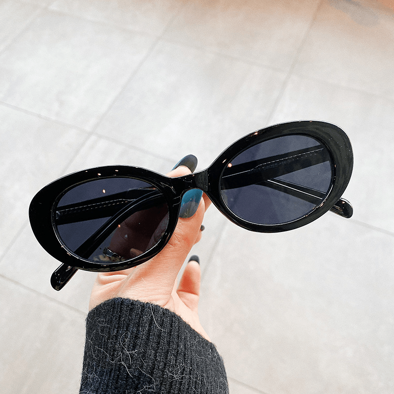 Small Frame Sunglasses Women Oval Frame - MRSLM