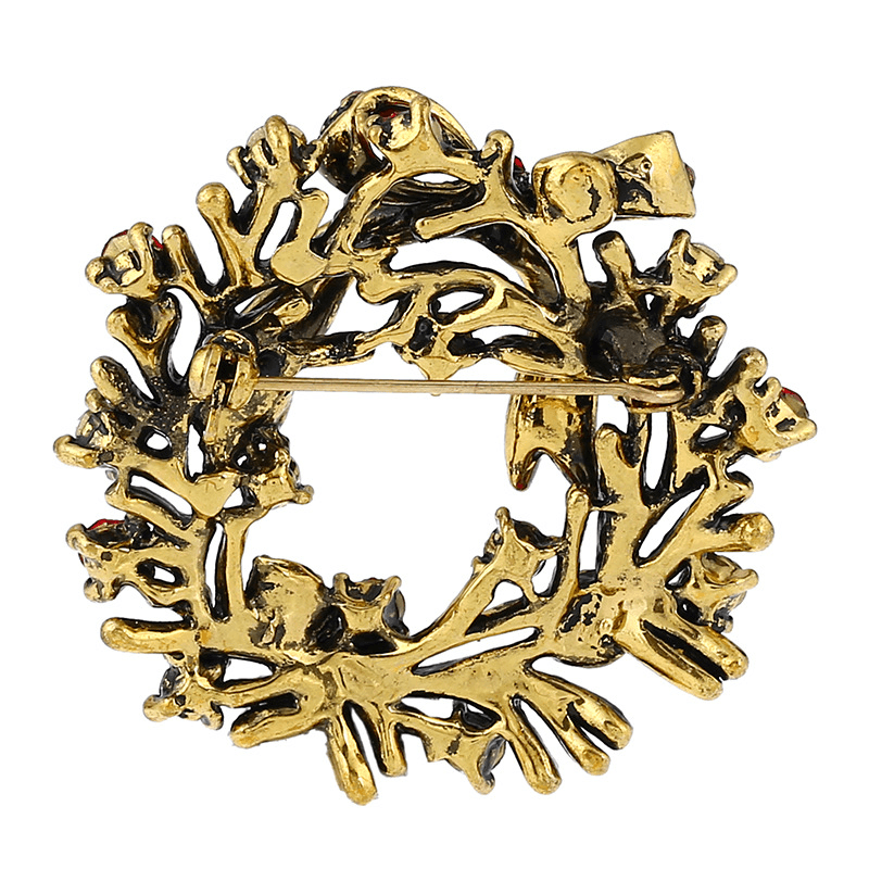 Christmas Wreath Festive Brooch Pin Gift Shirt Collar Brooch Sliver & Gold - MRSLM