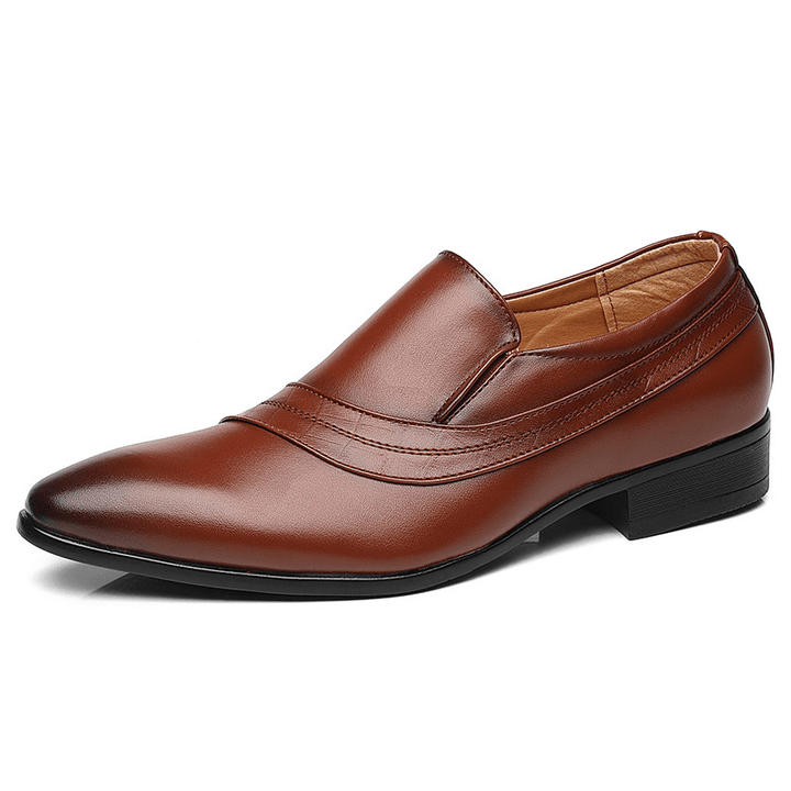 Men Leather Breathable Soft Sole Pointy Toe Retro Slip on Casual Dress Shoes - MRSLM