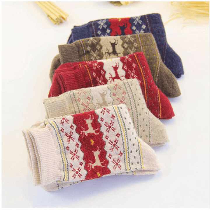 Women Thickened Wool Socks Deer Pattern Christmas Stockings - MRSLM