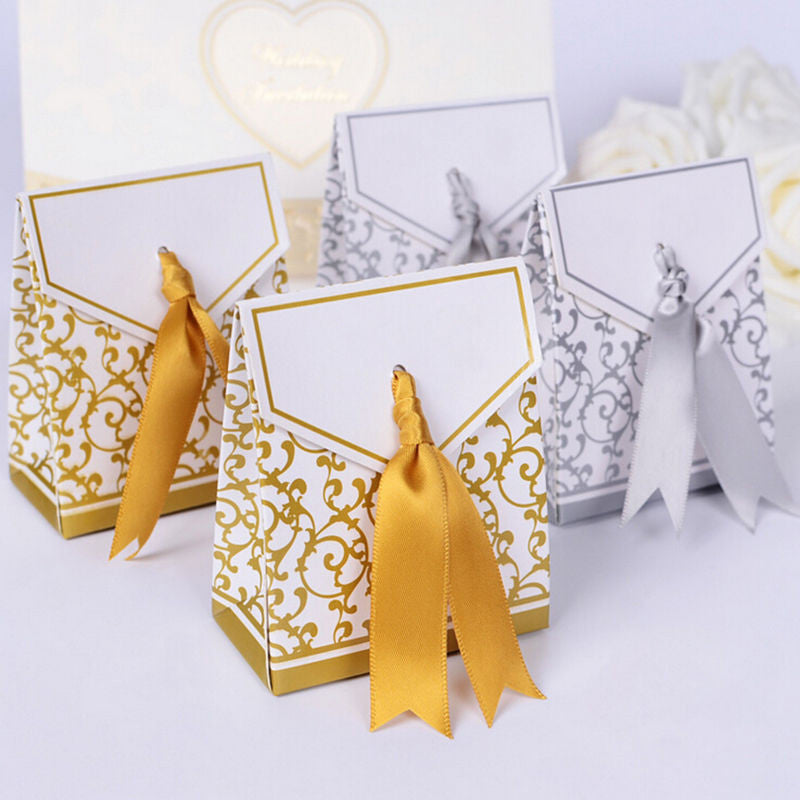 Lovely Gold and Silver Candy Paper Gift Box with Ribbon