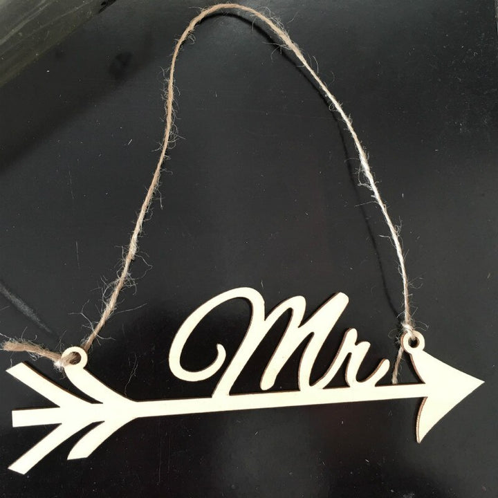 Set of 2 Mr and Mrs Arrow Signs for Chairs