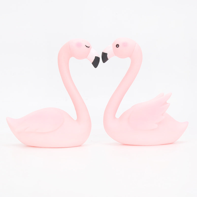 Romantic Pink Flamingo Cake Decor