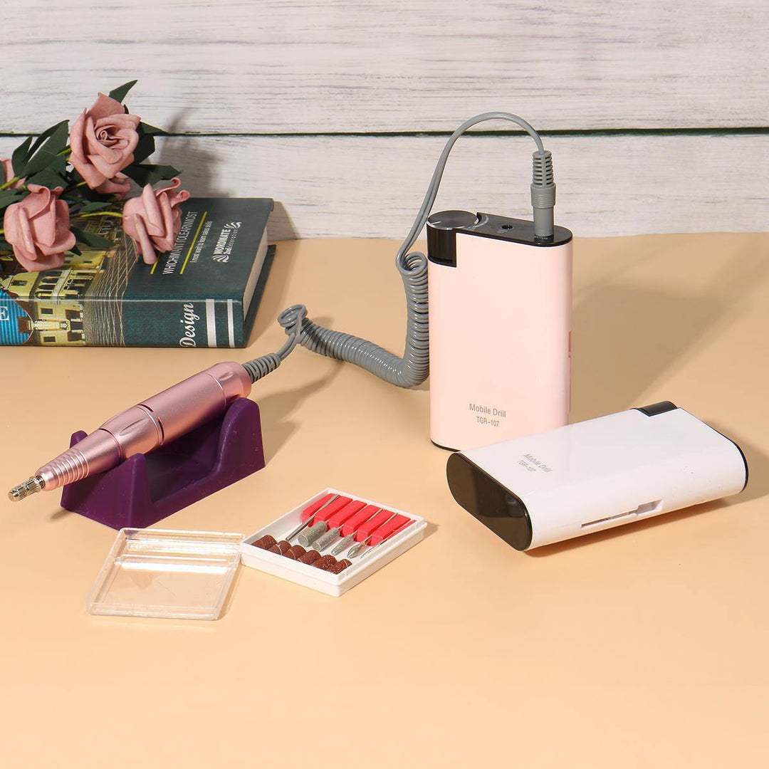 Charging 110 ~ 220V Wide Voltage Portable Nail Polisher - MRSLM